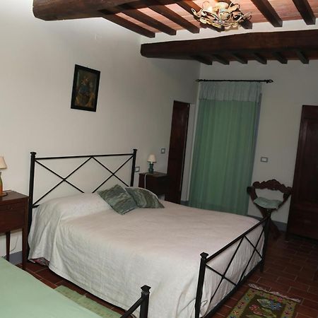 Agriturismo La Scarpaia Anghiari Ruang foto